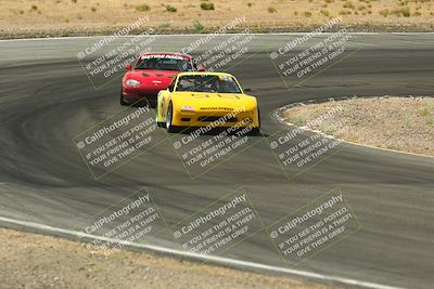 media/Jun-01-2025-CalClub SCCA (Sun) [[eae223c5dd]]/Group 1/Track Event 4/